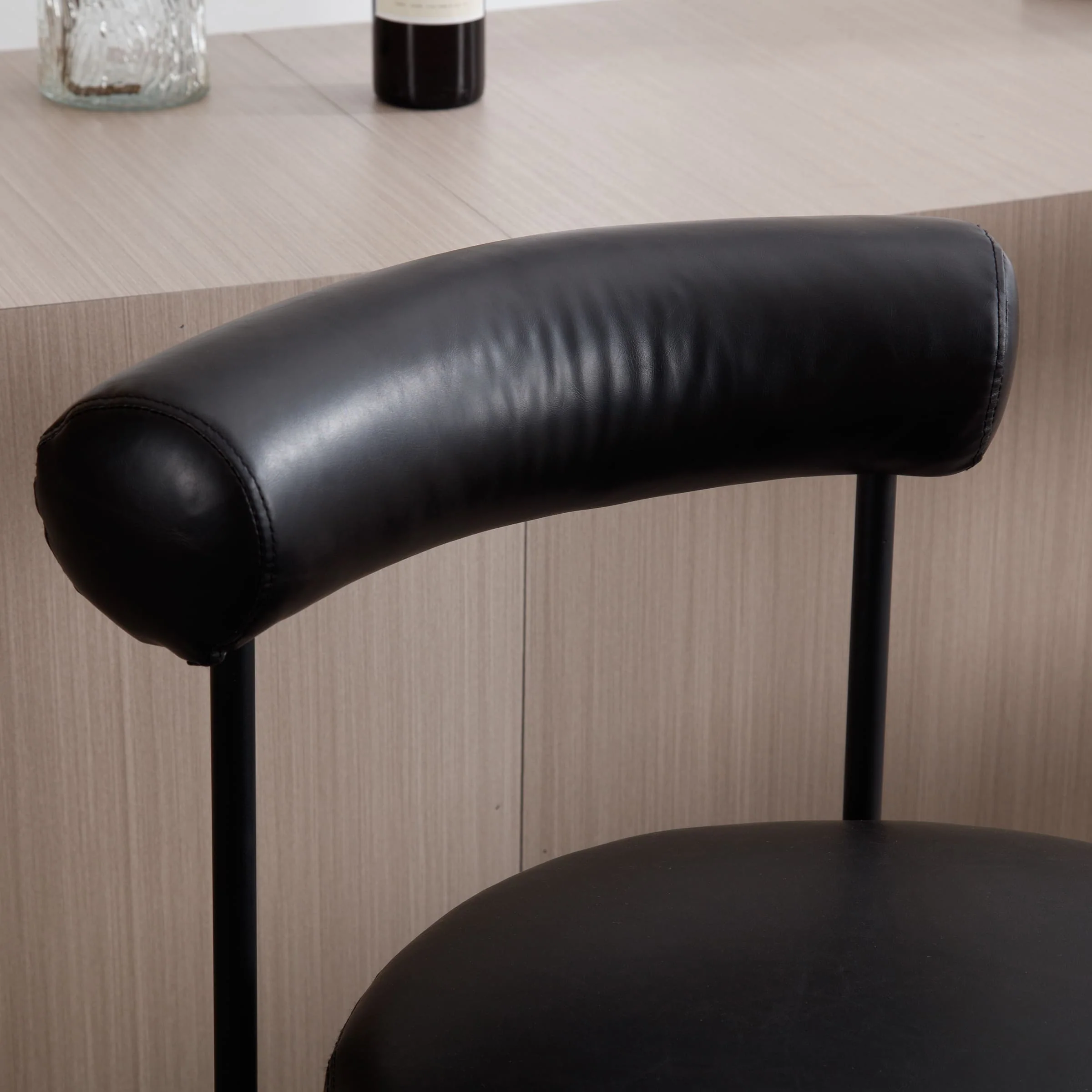 Clearance Counter & Barstools - Image 8