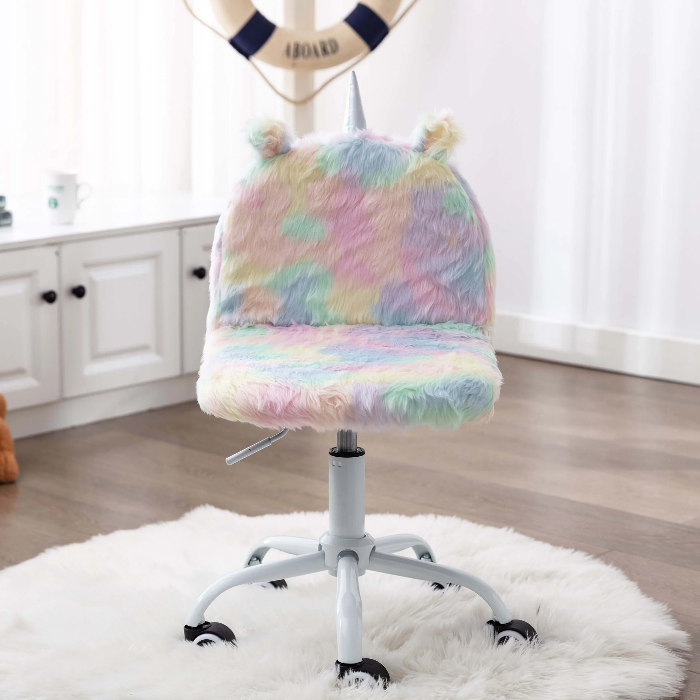 Clearance Kids Chair - Image 2