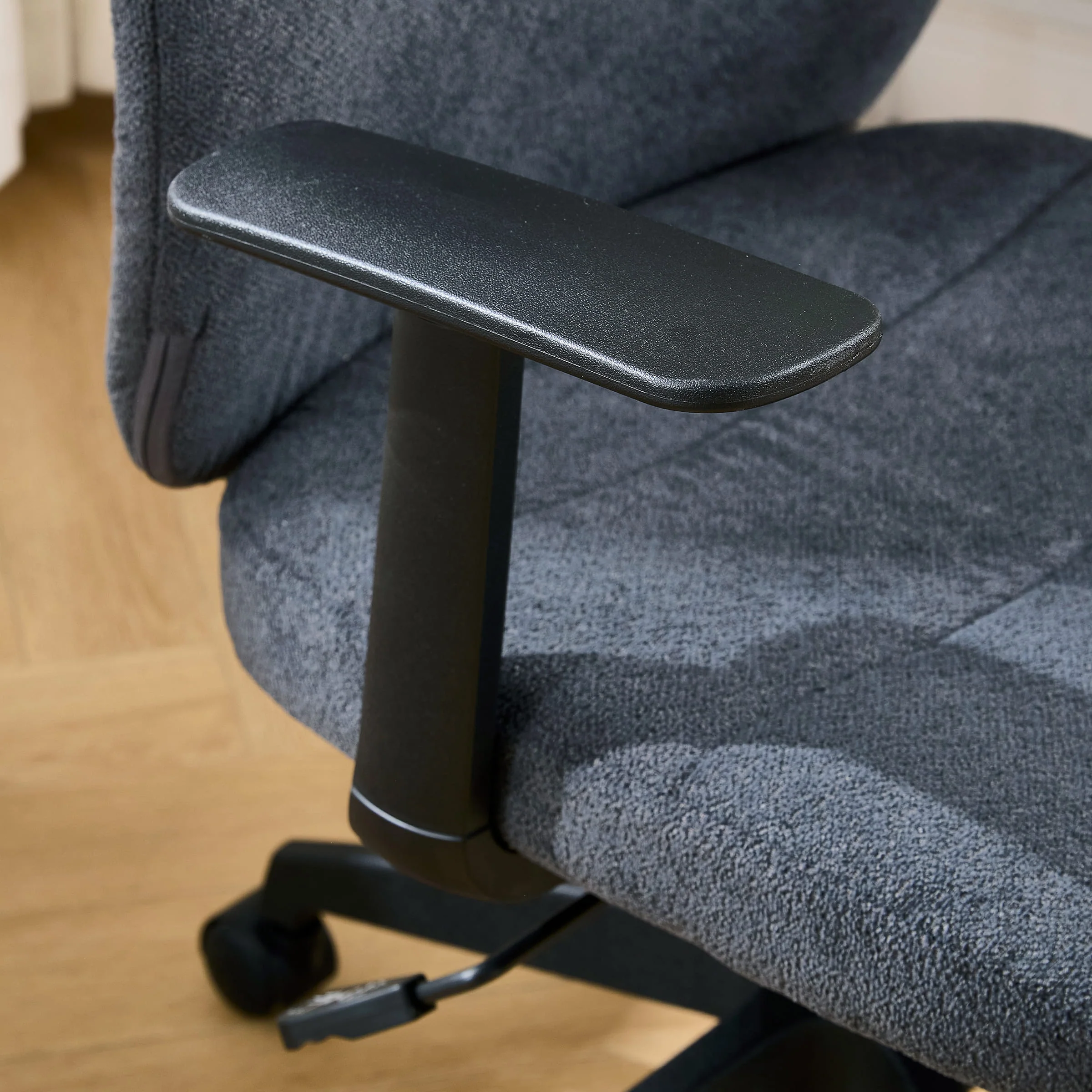 Adjustable Rolling Desk Chair with Armrest - X259OC - Image 15
