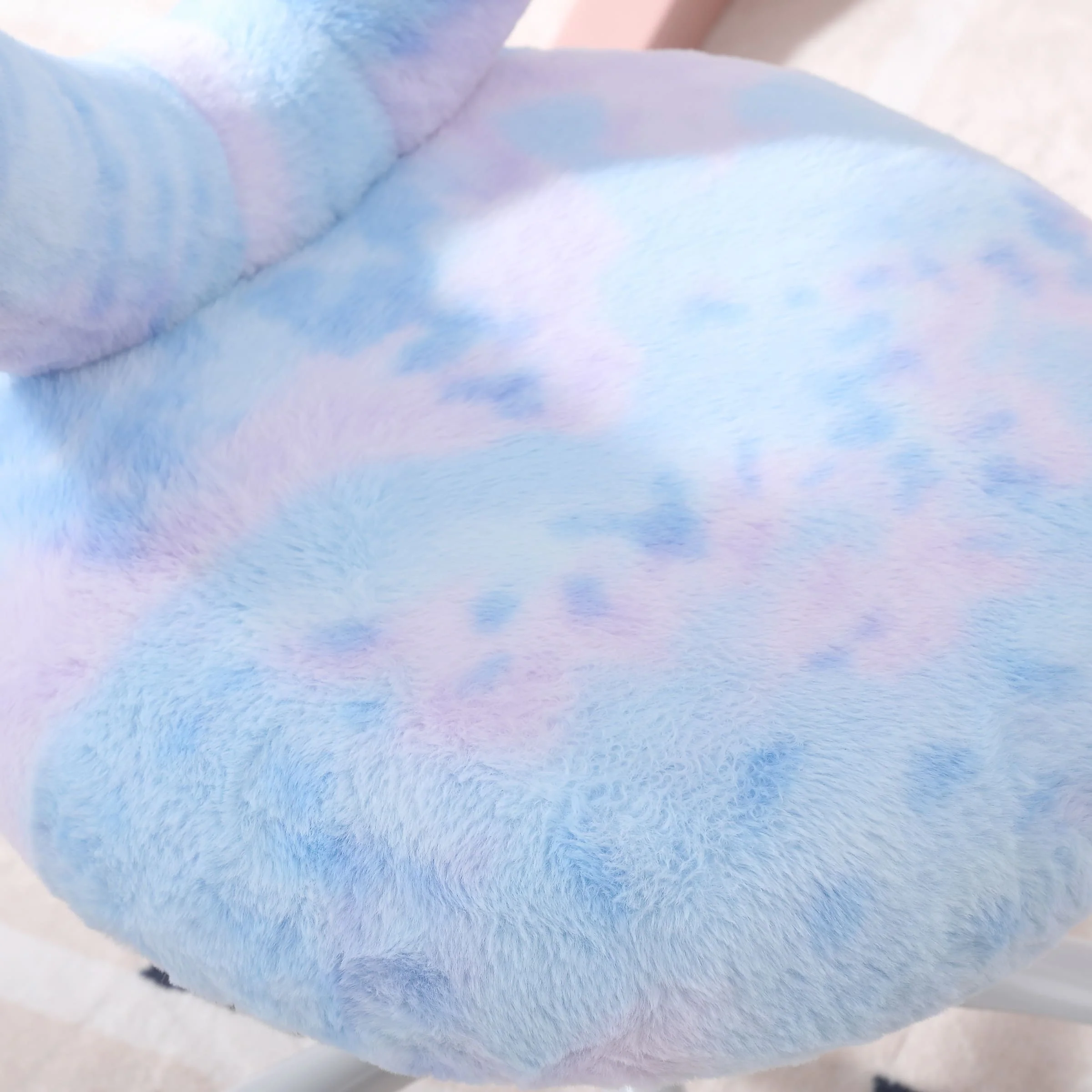 Adjustable Rolling Kids Desk Chair with Heart-Shape Back - 7002KC - Image 27