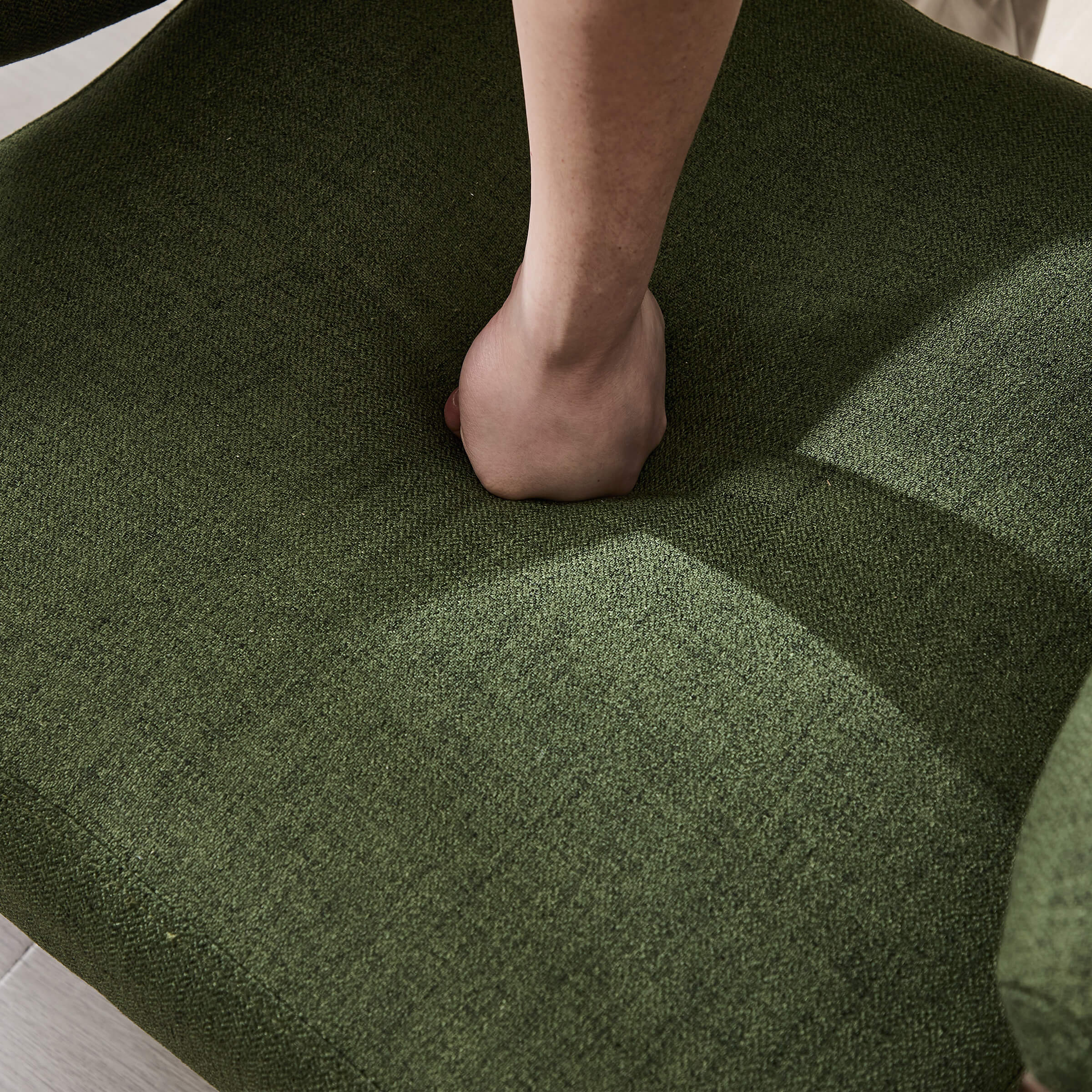 Accent Chair with Walnut Wood Legs 1 PCS - 30014AC - Image 5