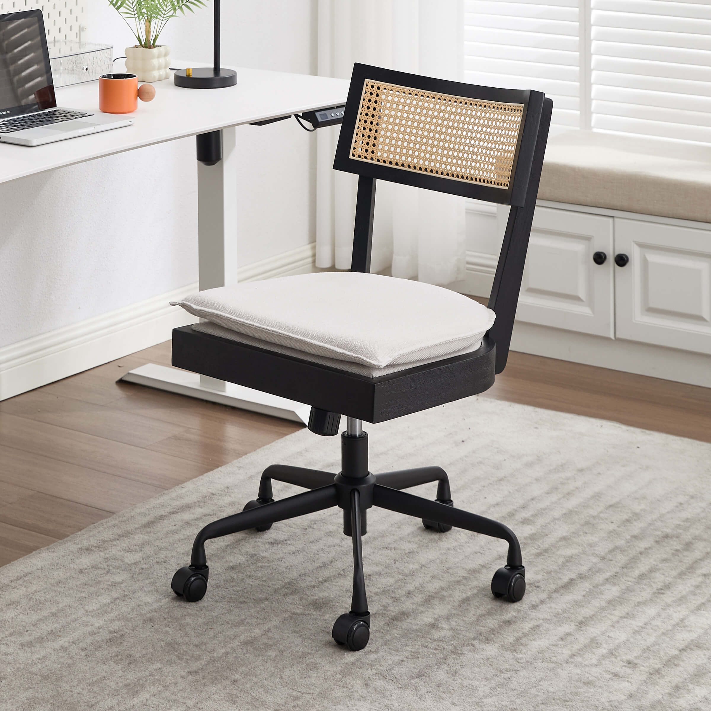 Spinning Adjustable Office Chairs - 8067OC