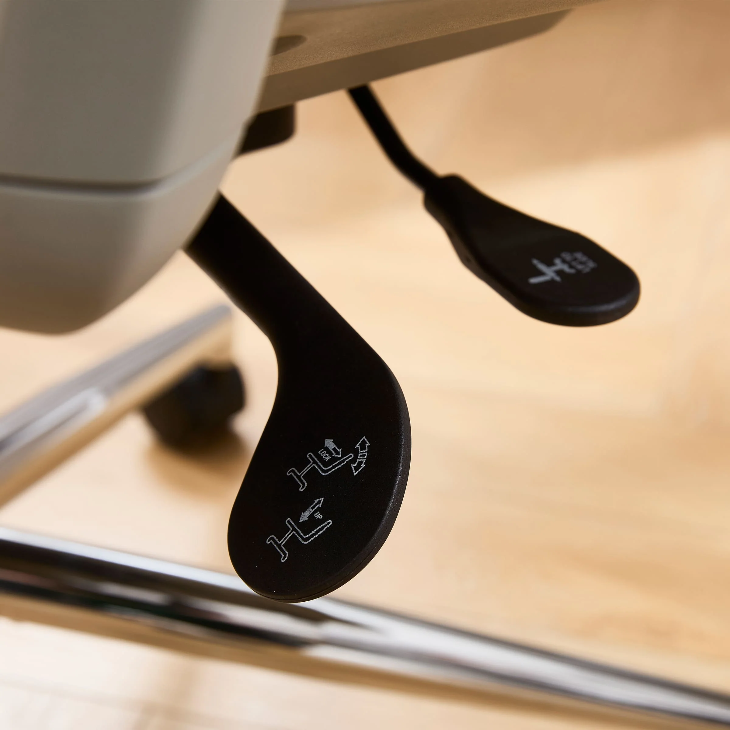 Office Desk Chair with Lumbar Support - X913OC - Image 18