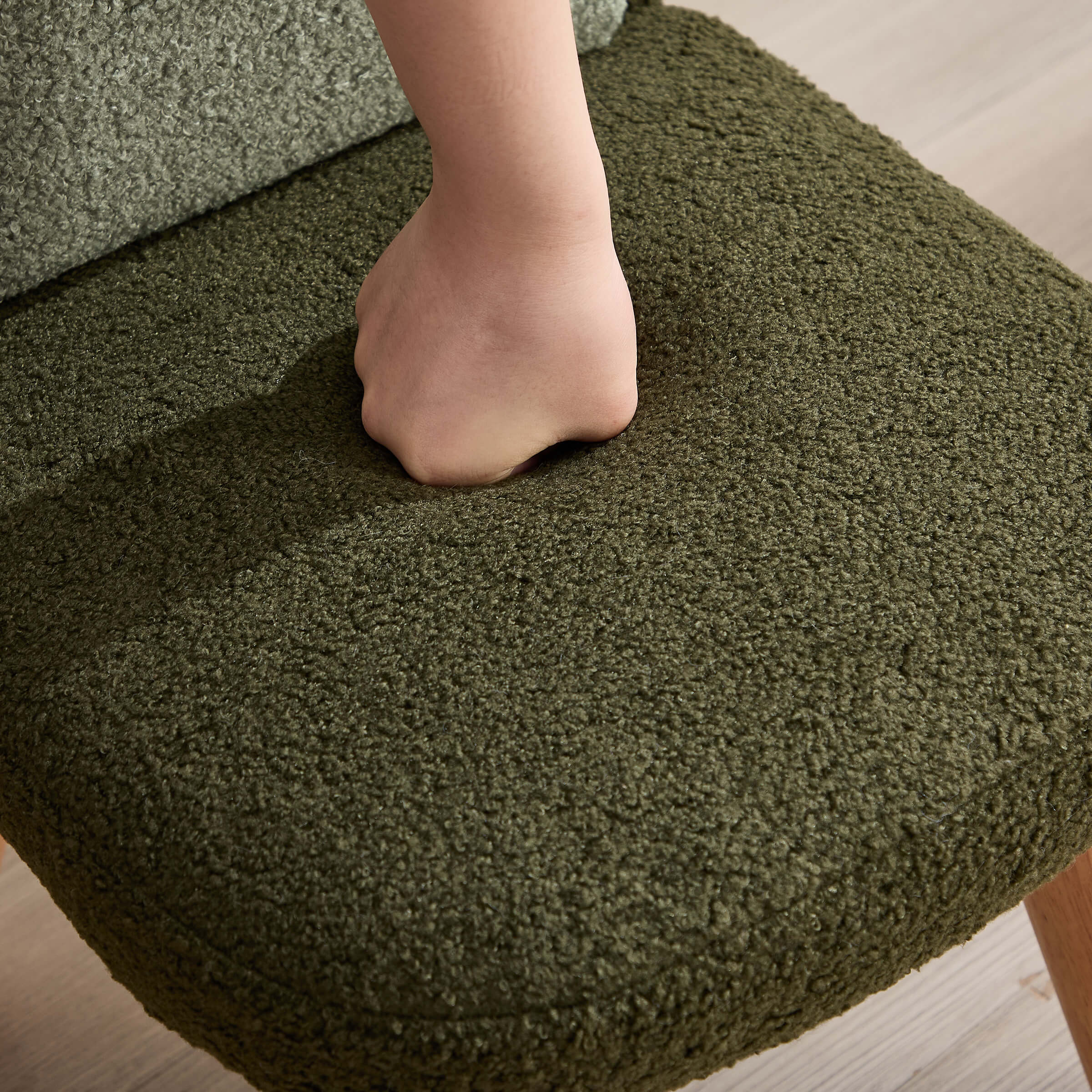 Soft Round Shape Sherpa Kids Chair - 4016KC - Image 5