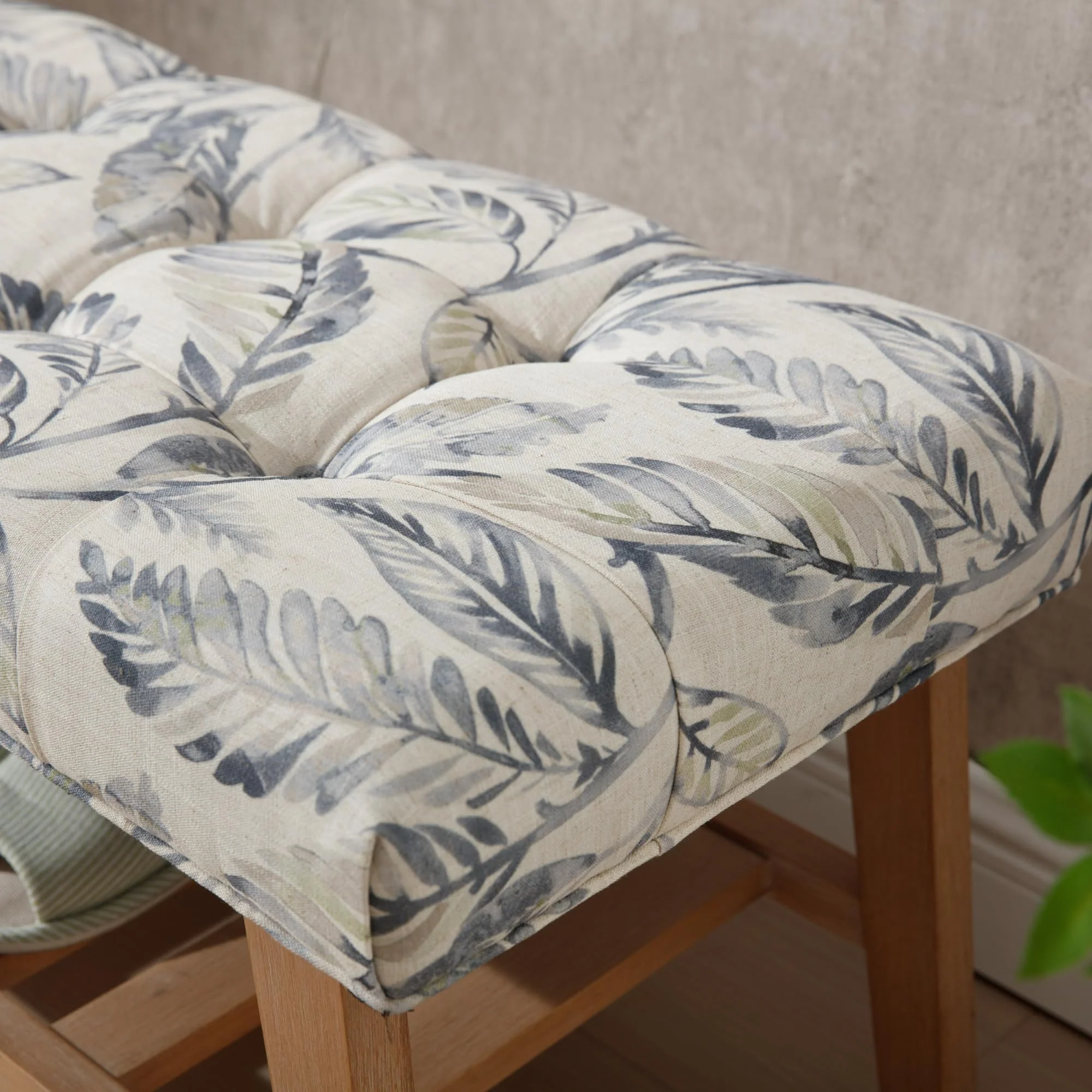 Tufted Upholstered Entryway Shoe Storage Bench - 2068BH - Image 4
