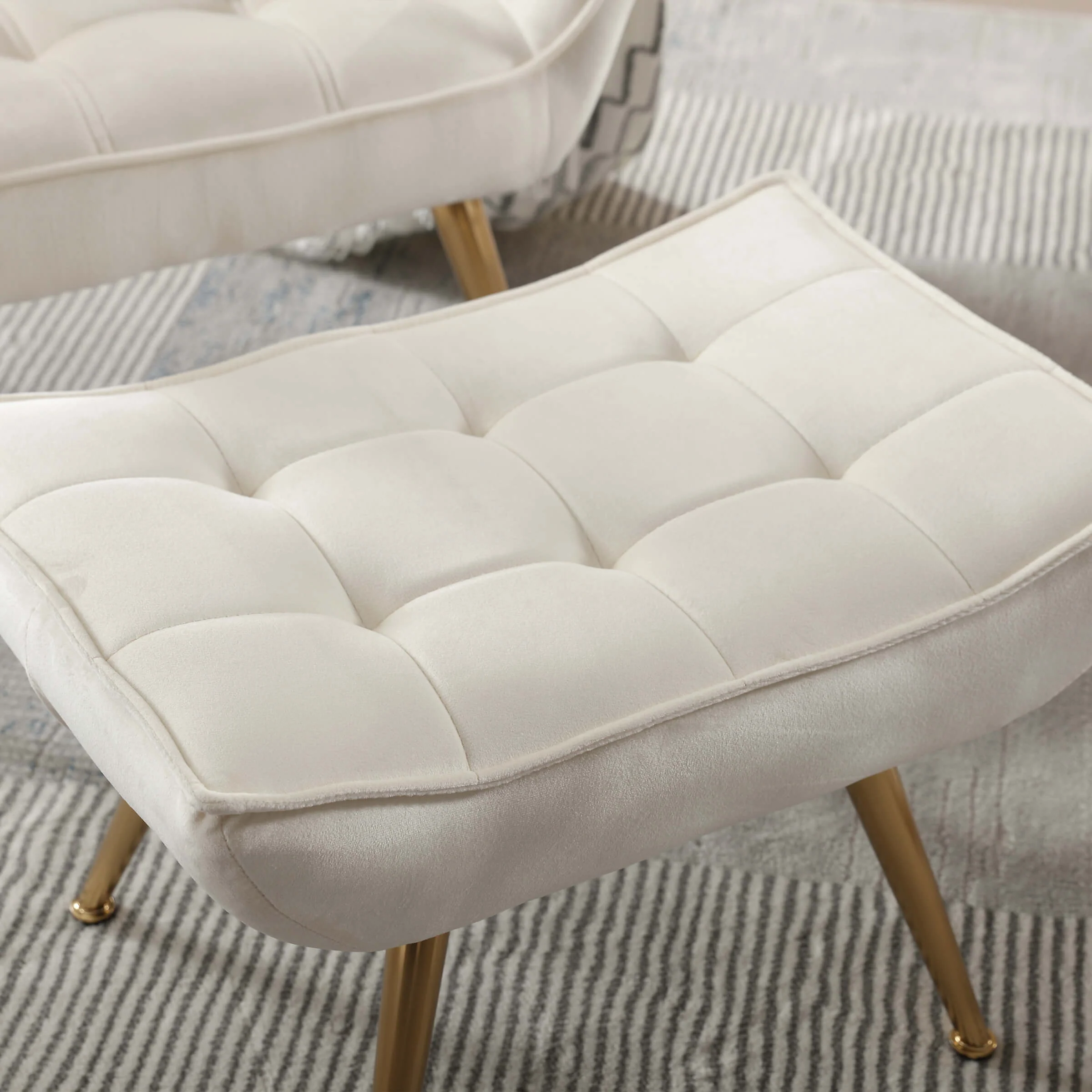 Clearance Accent Chair - Image 3